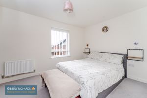 Bedroom- click for photo gallery